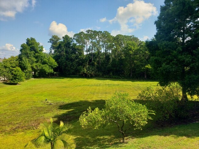 Photo - 1 Bed 1 Bath in desirable Williamsburg area of SW Orlando, $1499 Unit 526