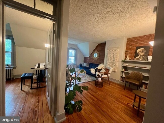 Photo - 1507 W 14th St Unit 3