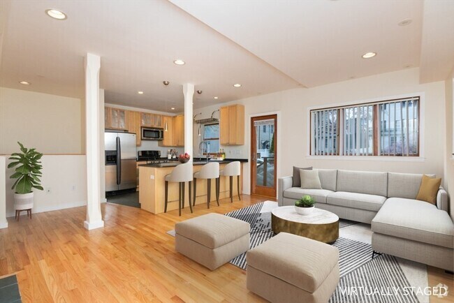 Building Photo - 224 Hurley St Unit 1 Rental
