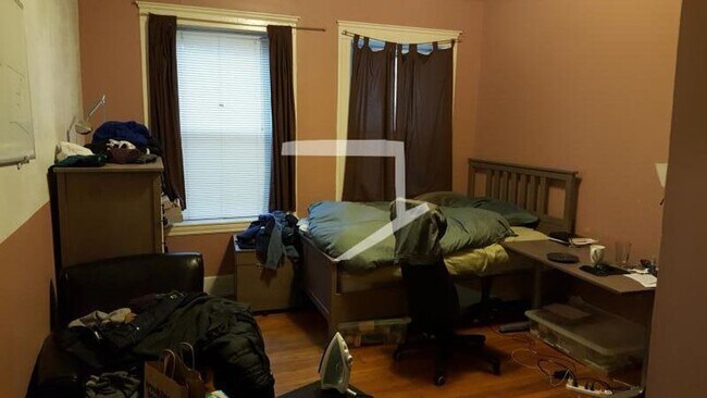 Photo - 162 Thorndike St