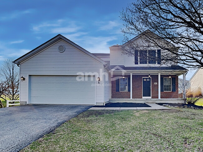 Building Photo - 811 Corylus Dr SW