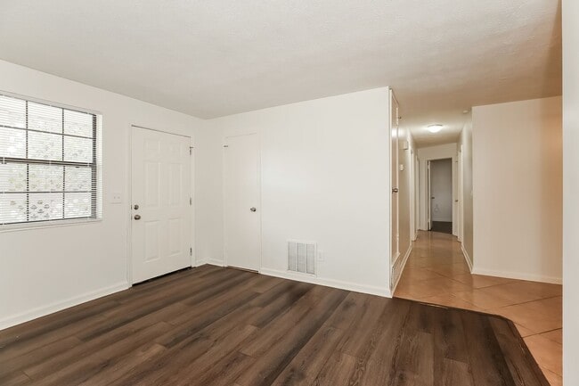 Photo - 3 BR/2BA | Newly Renovated Single Family Home |  Front and Back yard | In Jacksonville!