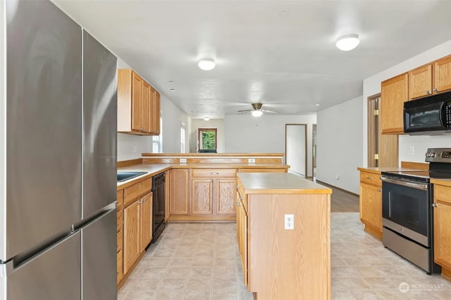 Photo - 1324 Rowan Ct