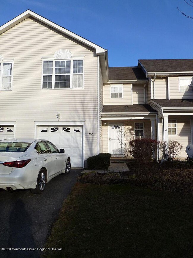 Photo - 234 Frankfort Ave
