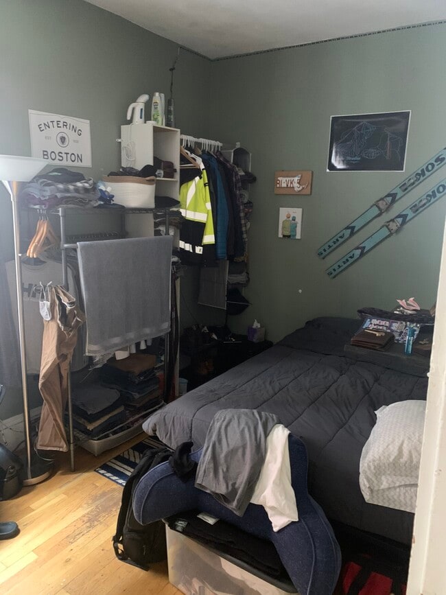 34 Cherokee St Unit 2