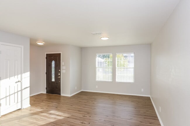 Photo - 10923 Rindle Ranch