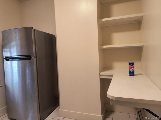 Photo - 169 N Miller St