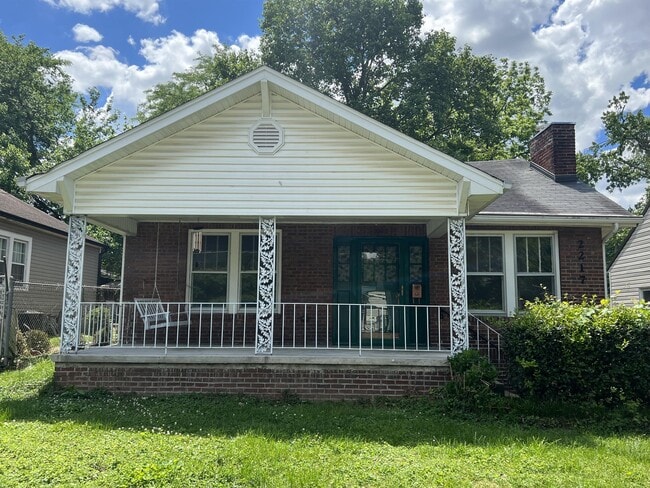 Photo - 2217 Paige St