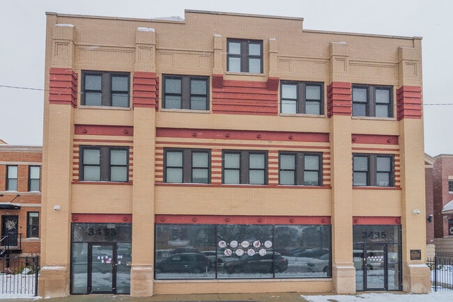 Building Photo - 3433 S Indiana Ave Unit 301