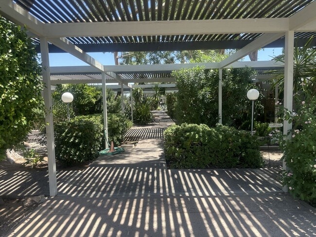 Photo - 4225 N 36th St
