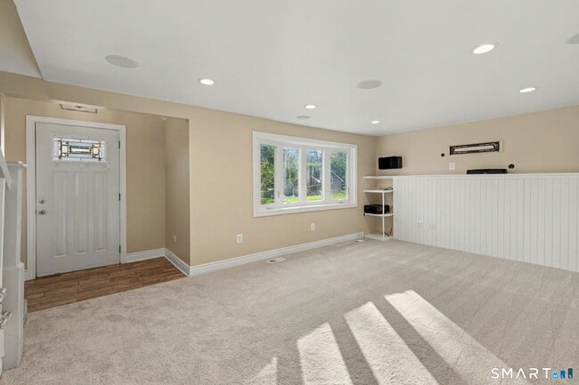 Photo - 142 N Taylor Ave