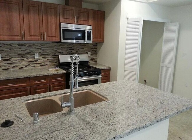 Photo - 2441-2449 Sierra Blvd. Unit 2447