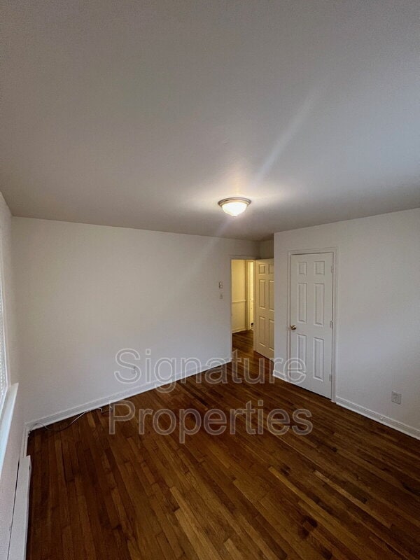 Photo - 208 N Cedar Ave