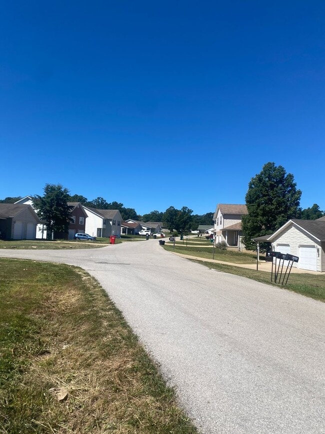 Photo - 16830 Huntington Ln Unit B