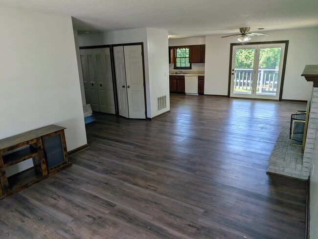 Building Photo - 707 Kentucky Ave