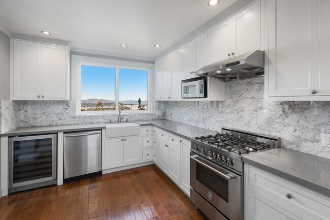 Photo - 90 Clarendon Ave