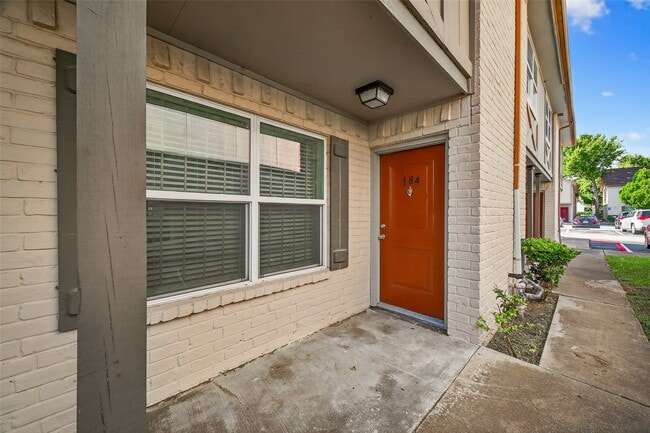 Photo - 1701 Upland Dr Unit 184
