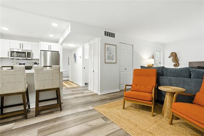 Photo - 1799 N Highland Ave Unit 143