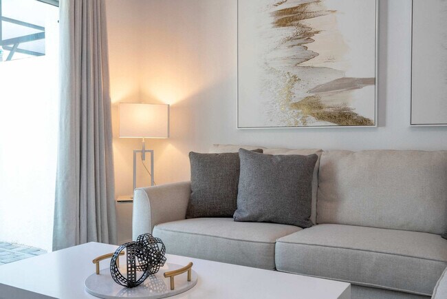 244 Famagusta Dr Unit SI ID1038598P