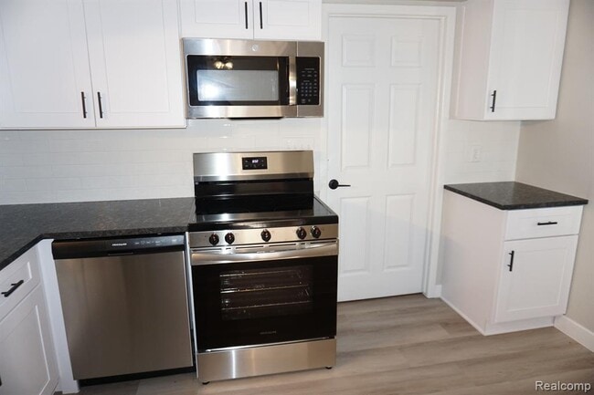 Photo - 314 Fairgrove St