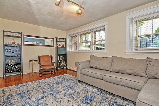 Photo - 12 Ransom Rd Unit 12A