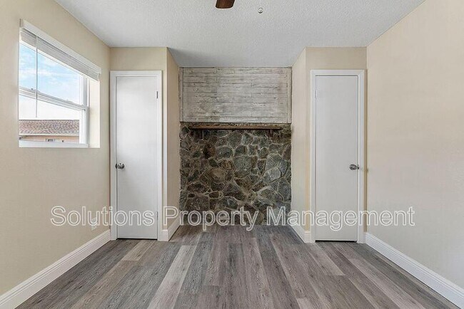 Photo - 140 S Marjorie Ct