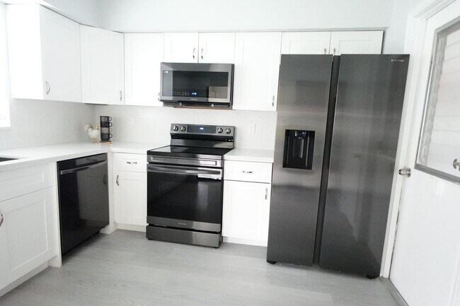 Photo - 9740 Pecan Tree Dr Unidad A