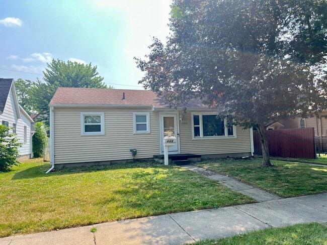Photo - 403 S Hampton St House