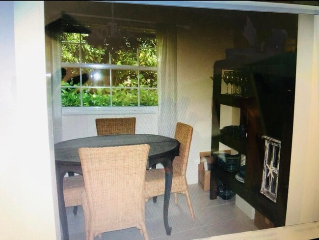 Photo - 4214 Wilkinson Rd