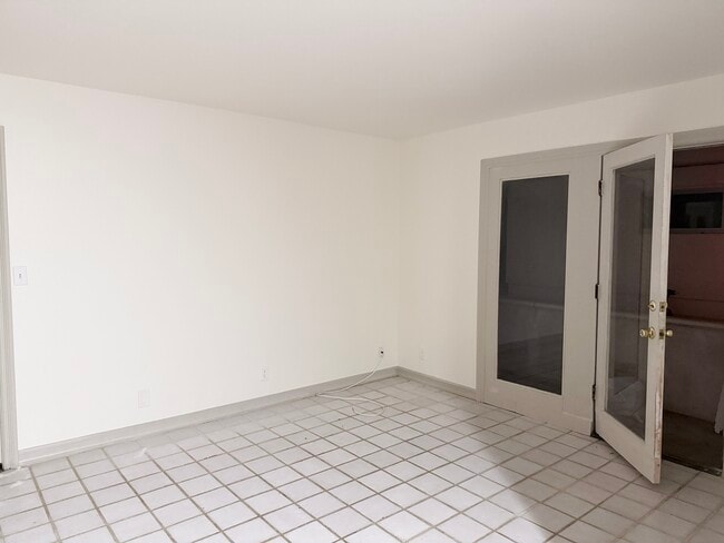 Photo - 140 San Nicholas Ave Unit Downstairs ADU