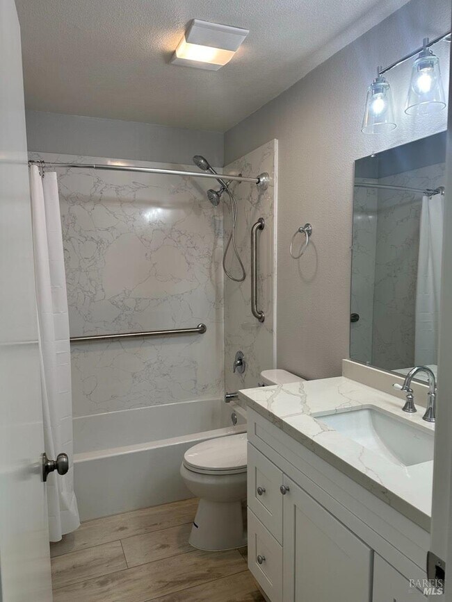 Photo - 920 Kentucky St