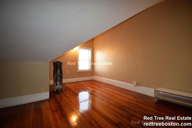 6 Haskell St