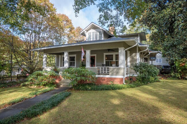 Photo - 290 Milledge Cir