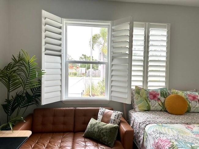 Photo - 4720 Emerson Ave S