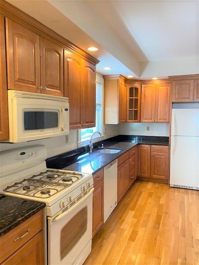 Photo - 71 School St Condo Unit 1
