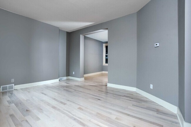 Photo - 4 bedroom in South Side