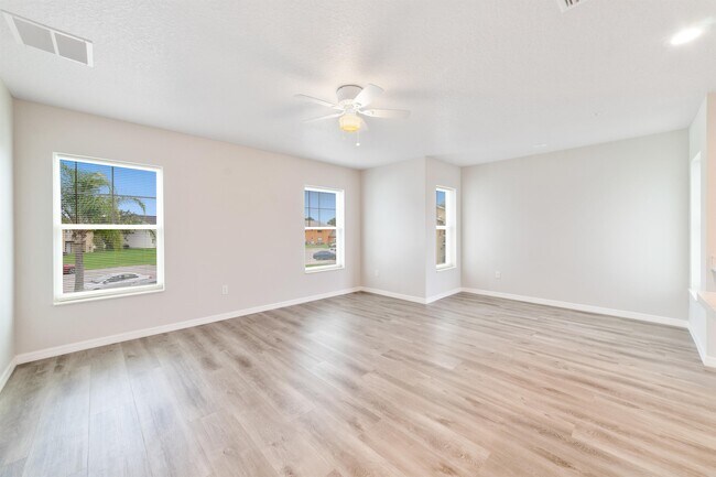 Photo - 254 Taylor Ln