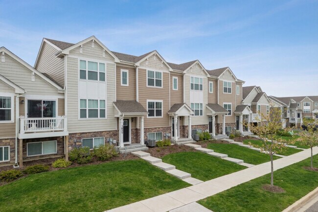 Photo - 3831 Currant Ln