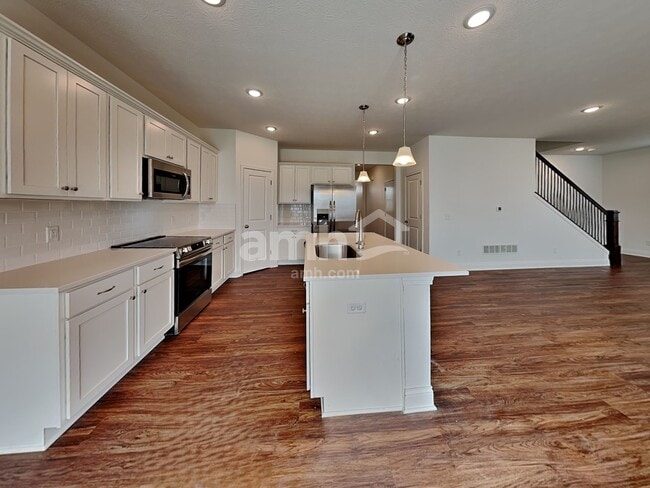 Photo - 1037 Castor Dr
