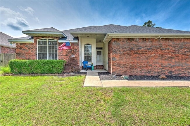 Photo - 2046 Pine Woods Rd