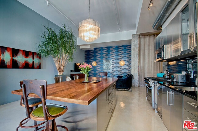 Photo - 849 S Broadway Unit 1202