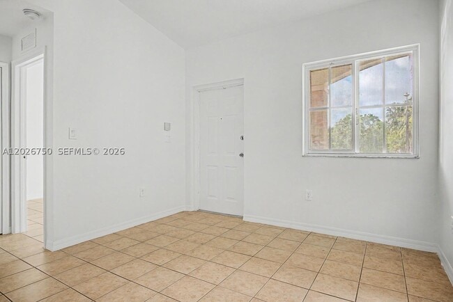 1241 SE 29th St Unit 203-27