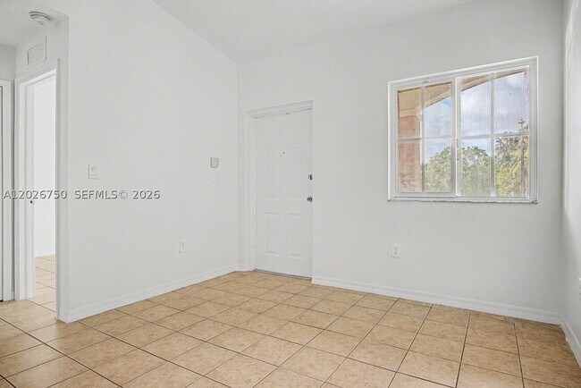 Photo - 1241 SE 29th St Unit 203-27