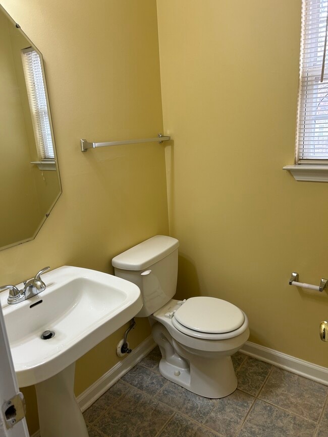 Photo - 505 Long Creek Pky