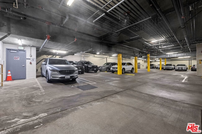 Photo - 1215 S Bedford St Unit 105