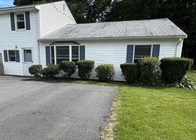 Photo - 7 Heidi Ln