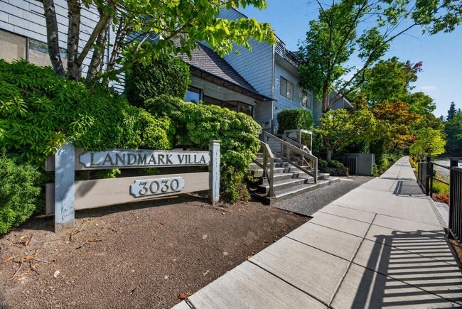 Building Photo - 3030 80th Ave SE