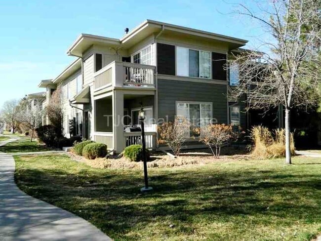 Building Photo - 8105 E 11th Ave Rental