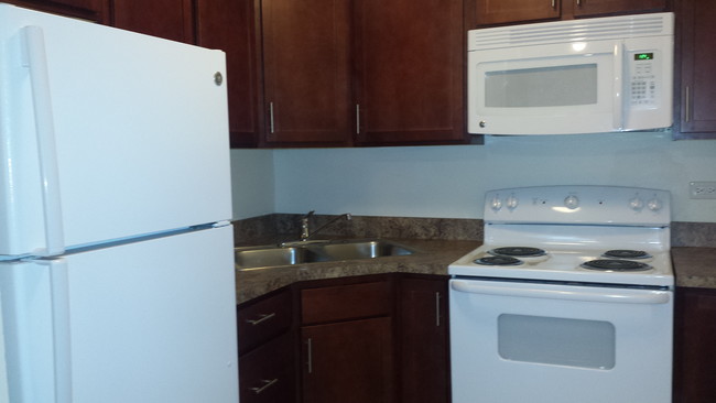 Photo - River West Commons Apartments