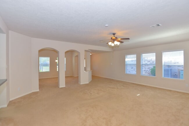 Photo - 13607 Manor Crest Ln